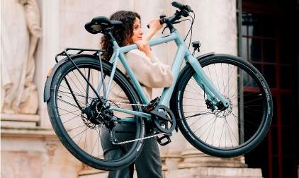 Ampler Nova: A Revolução das E-Bikes com Carregamento USB-C