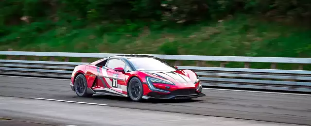 472 km/h e o silêncio: o que o Yangwang U9 realmente nos ensinou
